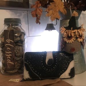 Trinity ranch cowhide and leather wallet